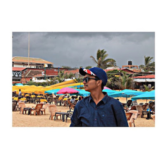 Meet your Posher, Anirudh - Picture 1 of 1